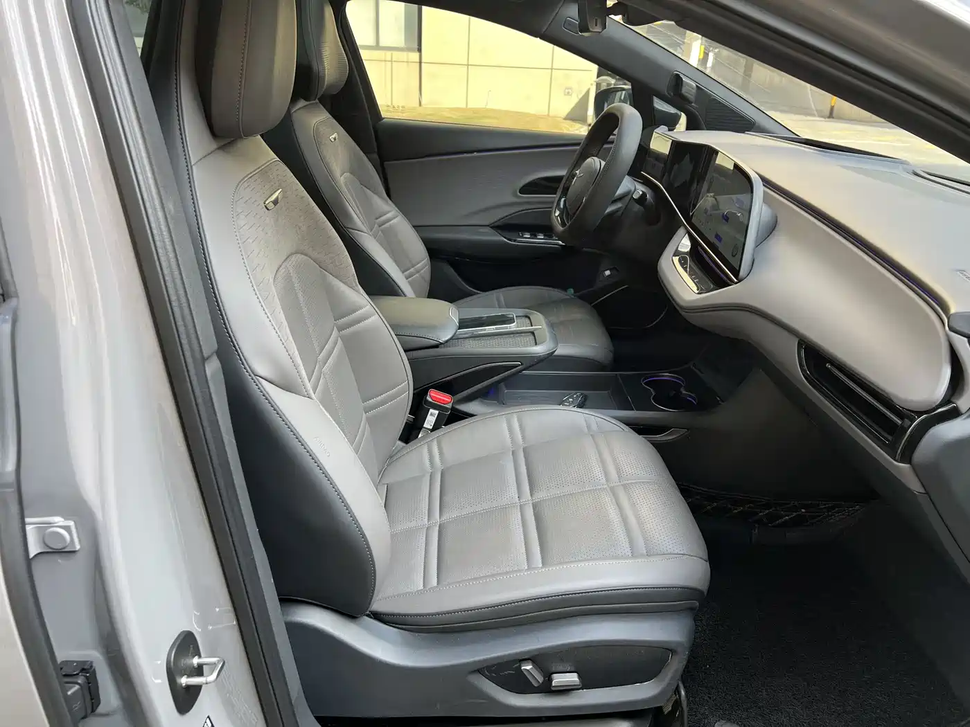 Hongqi EH7 2024 Model 760 Pro+ AWD фото 7