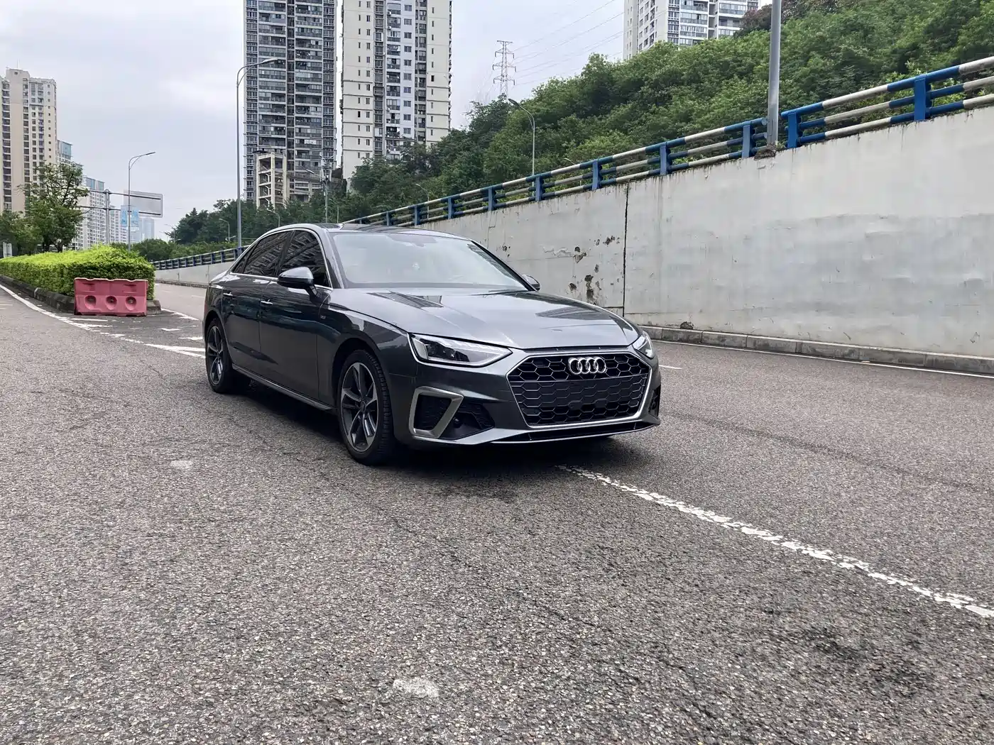 Audi A4L 2022 40 TFSI Fashion Dynamic фото 3