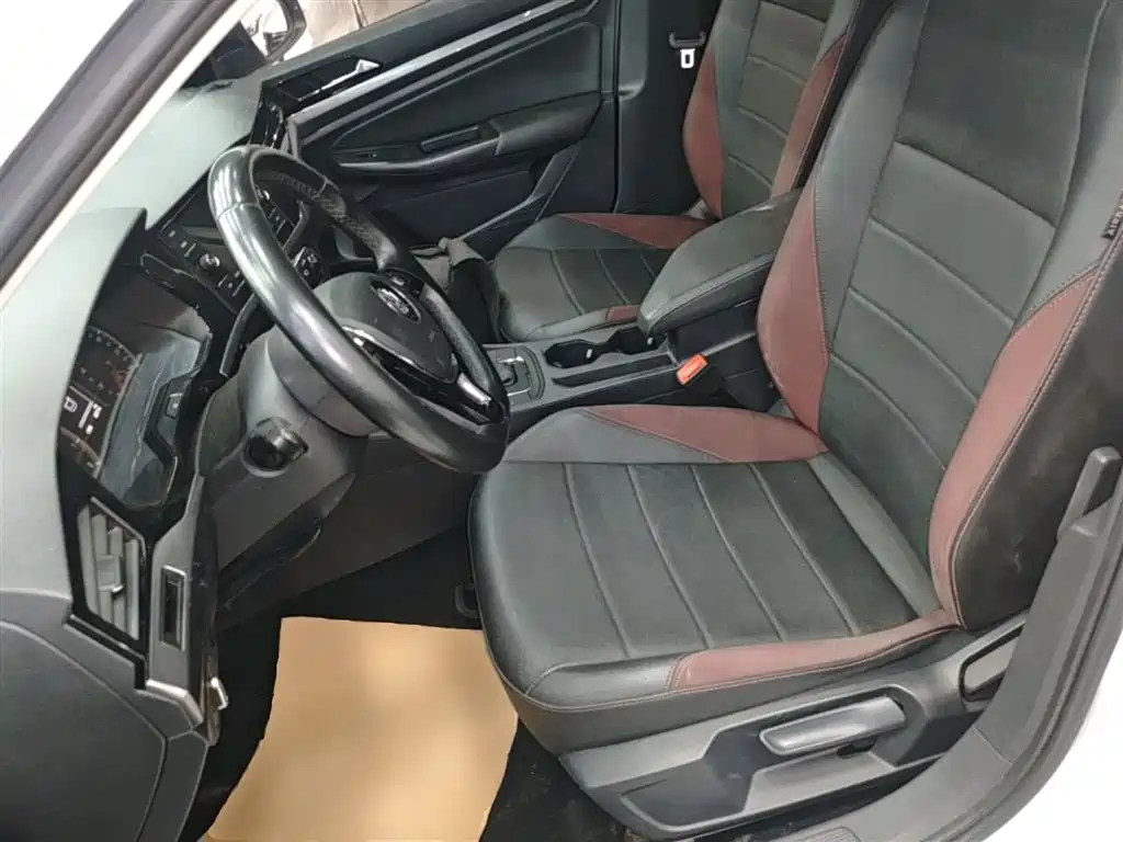 Volkswagen Bora 2020 1.5L Automatic Elite фото 11