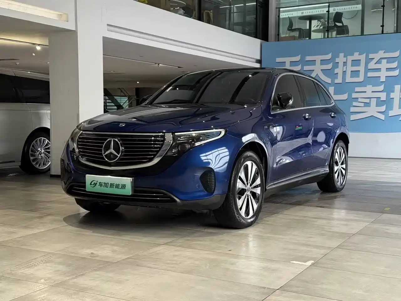 MERCEDES-BENZ EQC