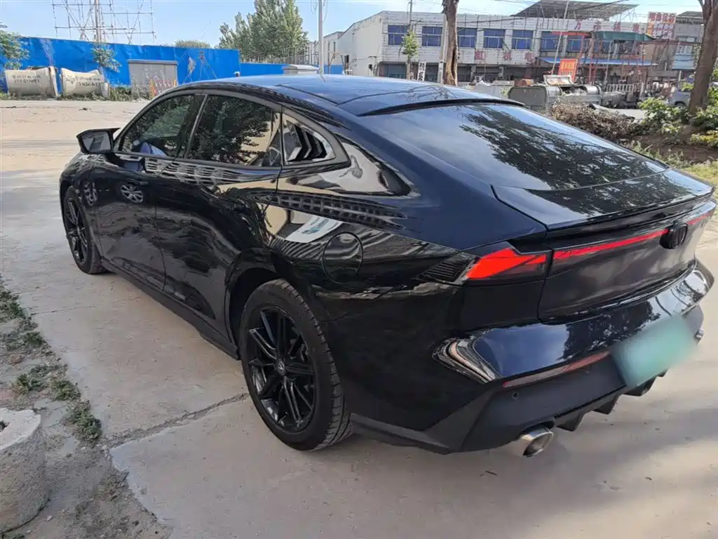 CHANGAN UNI-V