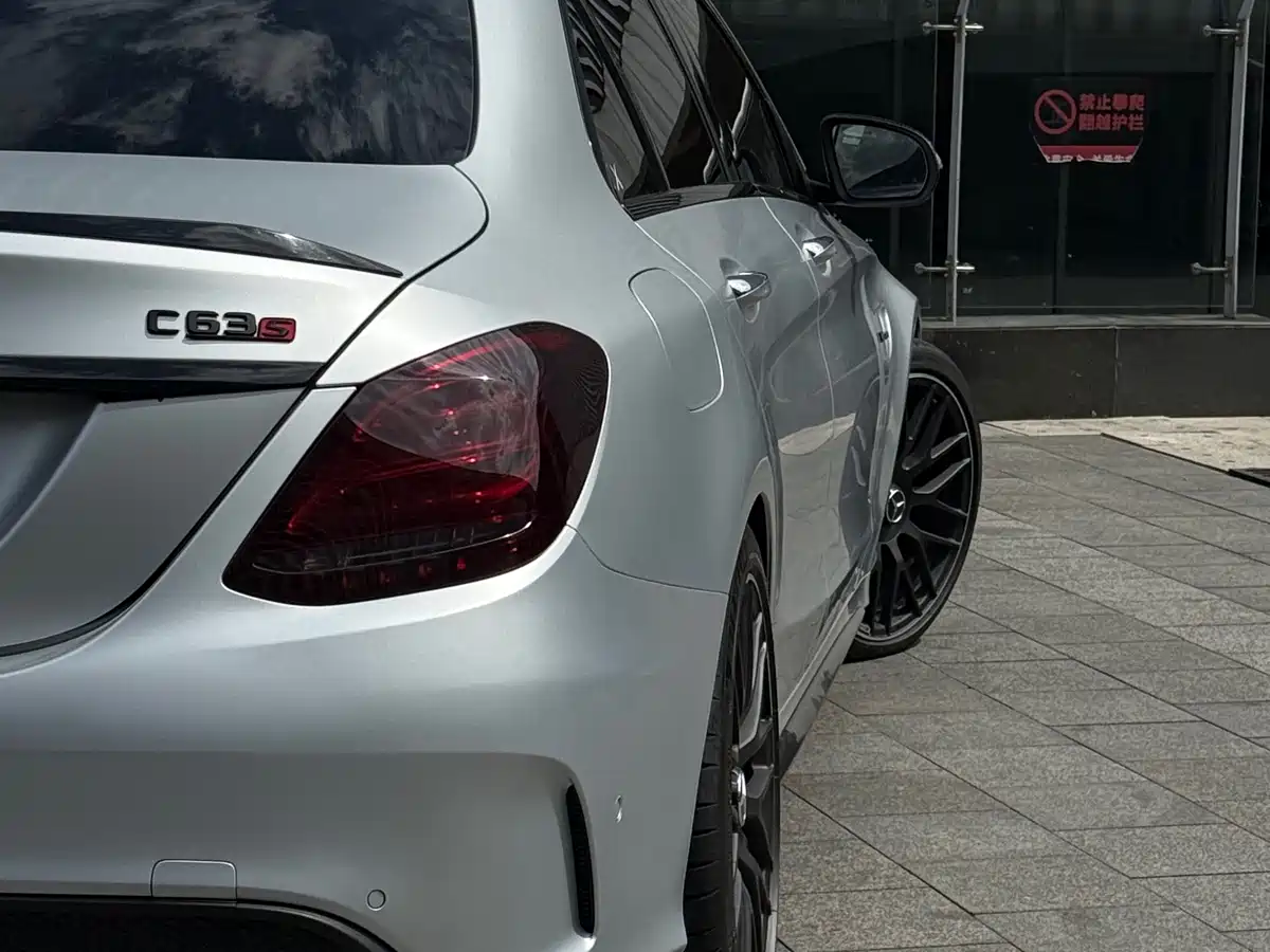 Mercedes-Benz C-Class AMG 2017 AMG C 63 S фото 3
