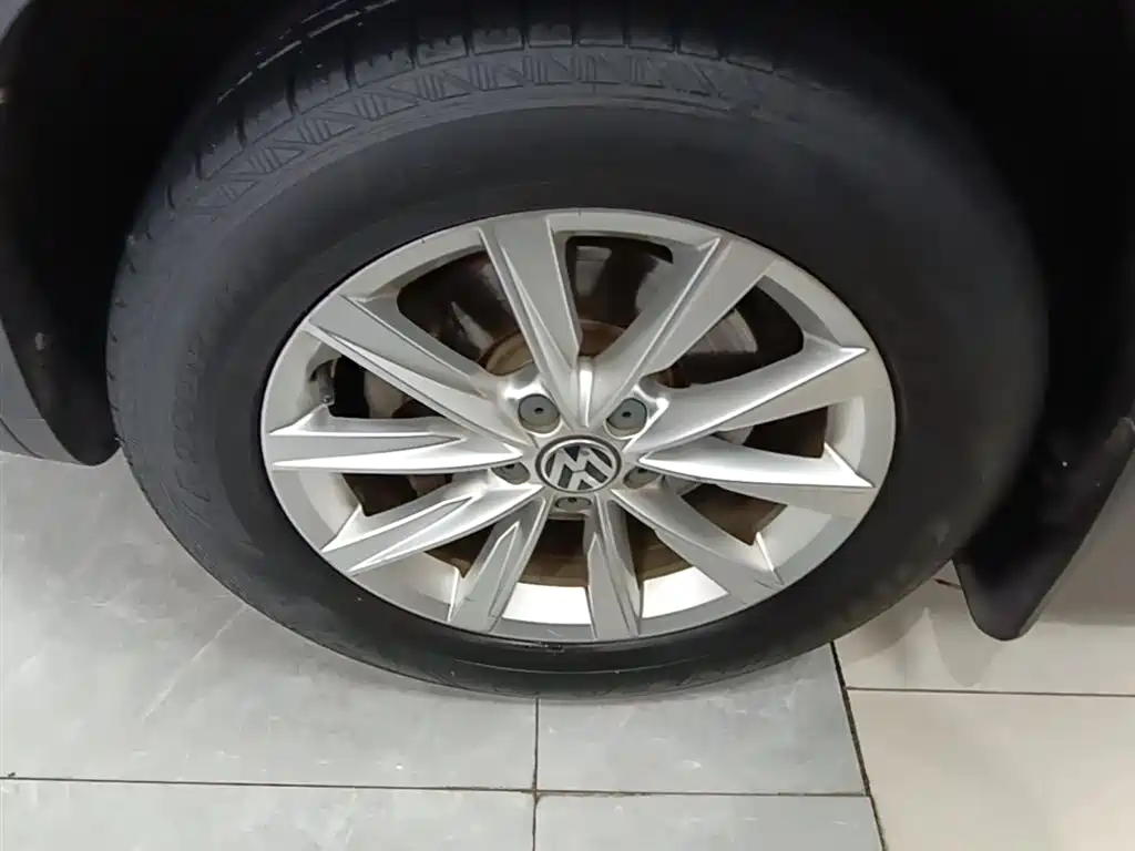 Volkswagen Tiguan 2016 280TSI Automatic 2WD Silk Road Comfort фото 23