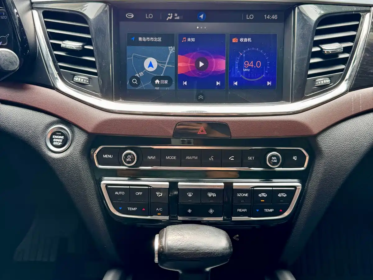 GAC Trumpchi Trumpchi GS8 2017 2017 320T 2WD Luxury Smart Connect (7-seater)