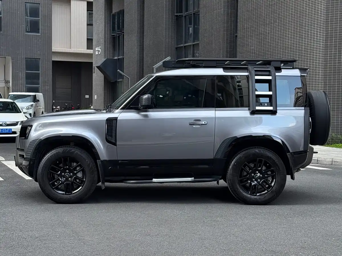 LAND ROVER GUARD