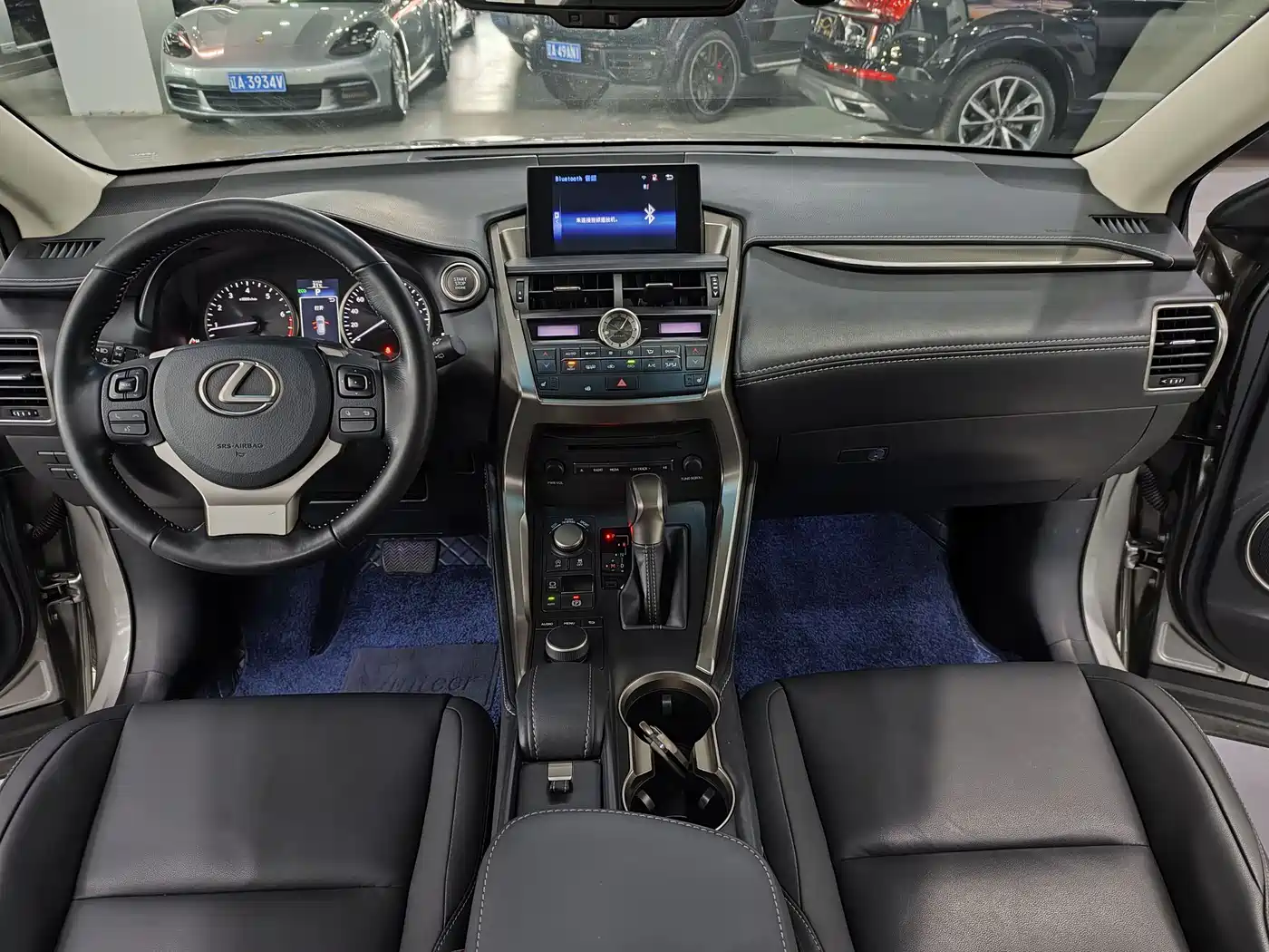 Lexus NX 2016 200 AWD F Sport фото 7