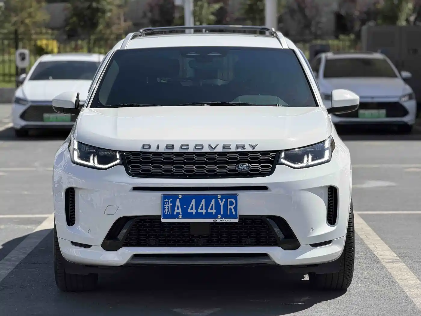 Land Rover Discovery Sport 2022 Model 249PS R-Dynamic S Performance Edition 5-Seater фото 2