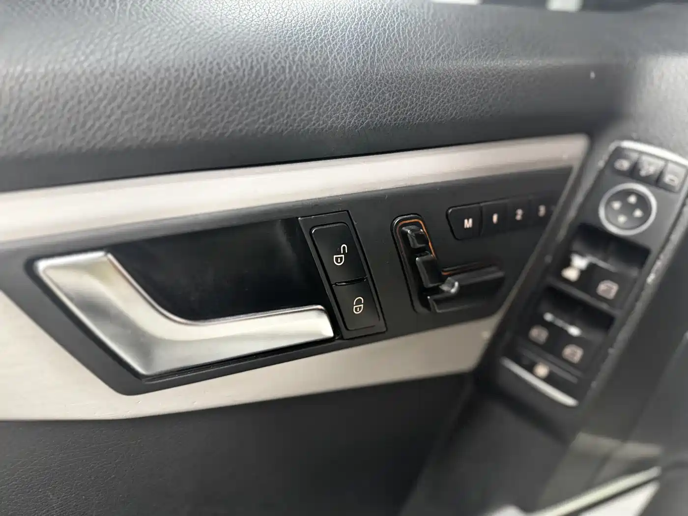 Mercedes-Benz GLK-Class 2014 GLK 200 Standard фото 10