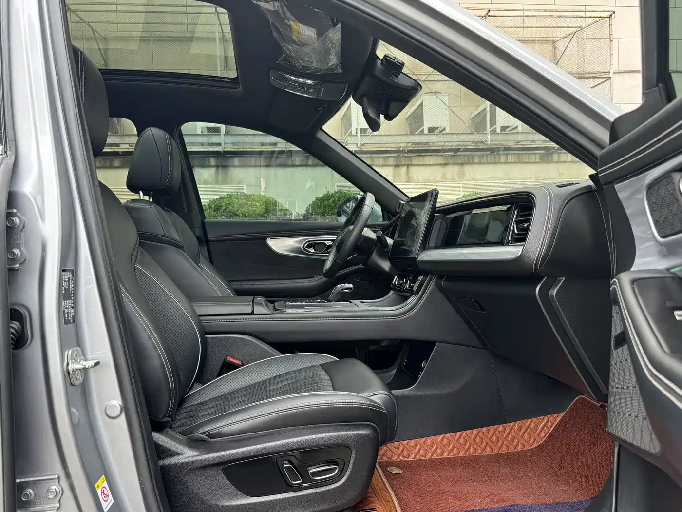 GAC Trumpchi Trumpchi GS8 2022 Hybrid Series 2.0TM 4WD Premium Edition (7-Seater) фото 9