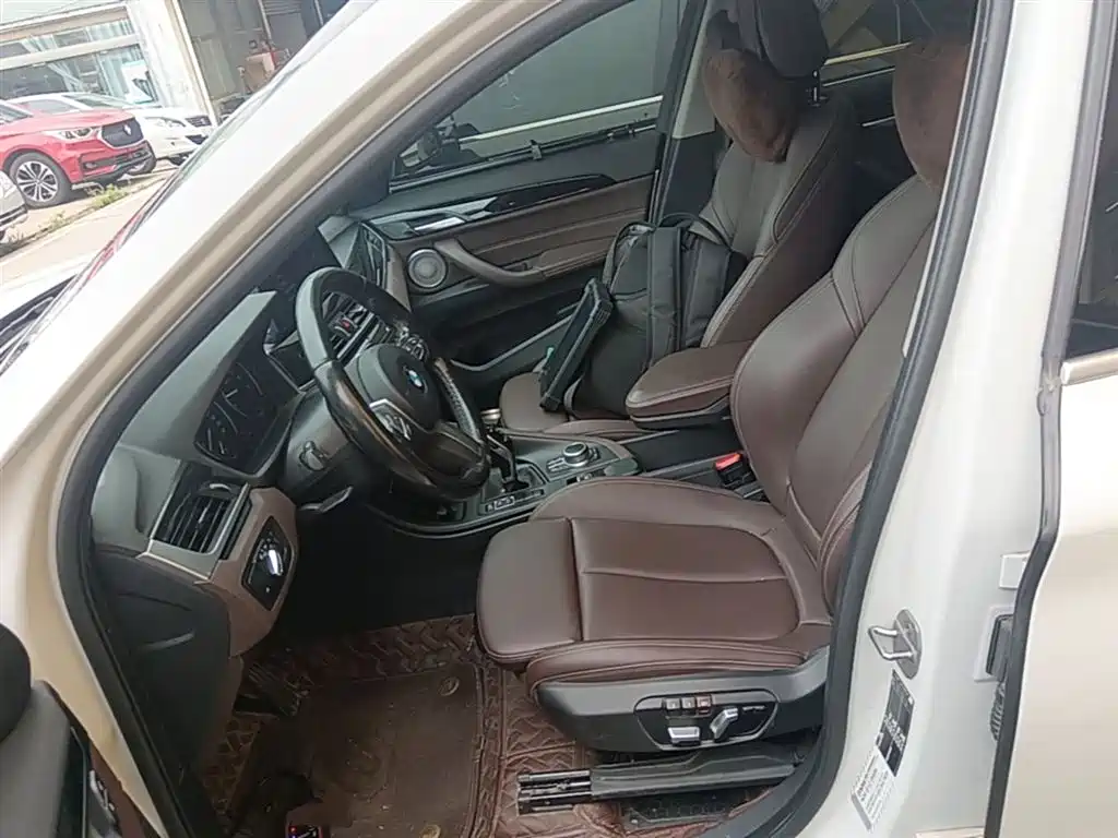 BMW X1 2021 Facelift sDrive25Li Leading фото 15