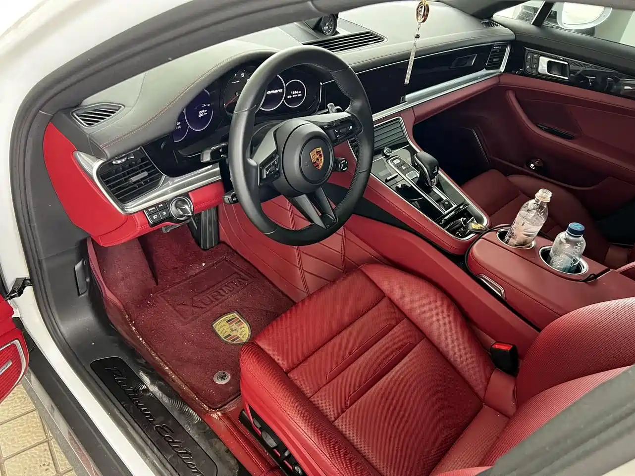 Porsche Panamera 2023 Panamera Executive Long Wheelbase Platinum Edition 2.9T фото 4