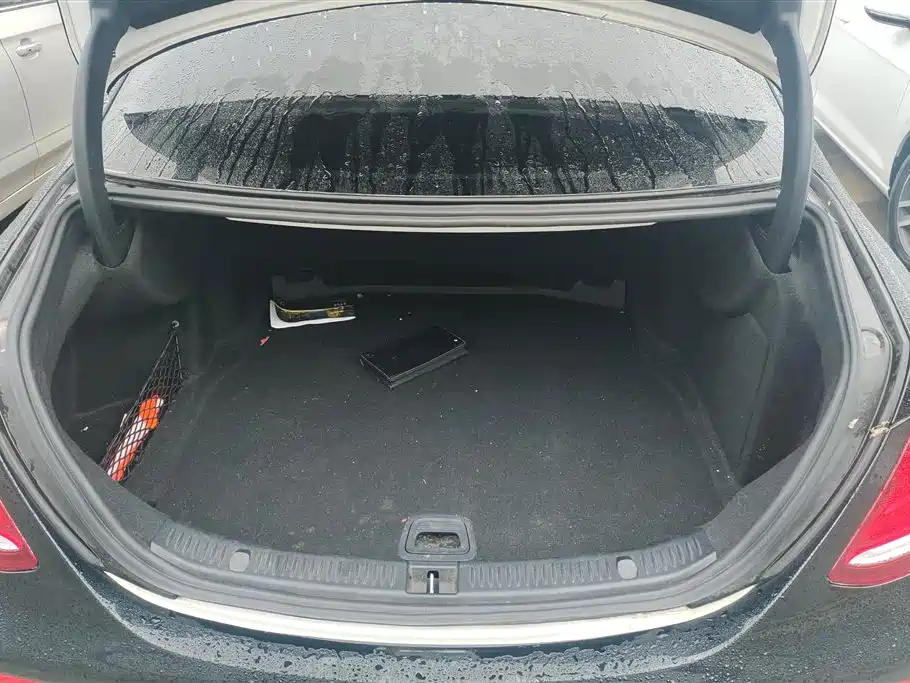 Mercedes-Benz E-Class 2019 E 260 L Sport фото 4