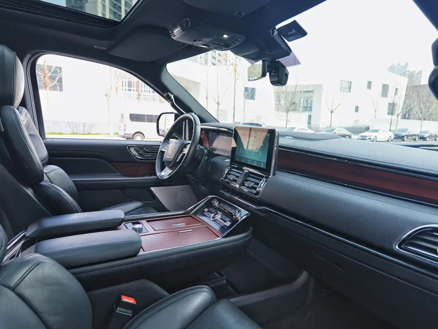 LINCOLN NAVIGATOR