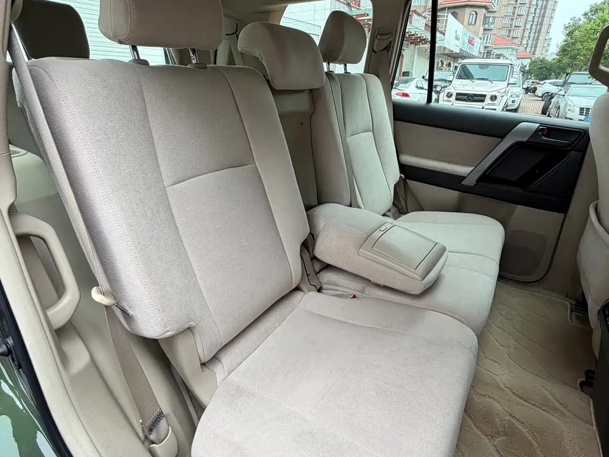 Toyota Prado (Import) 2010 2.7L Automatic Standard фото 10
