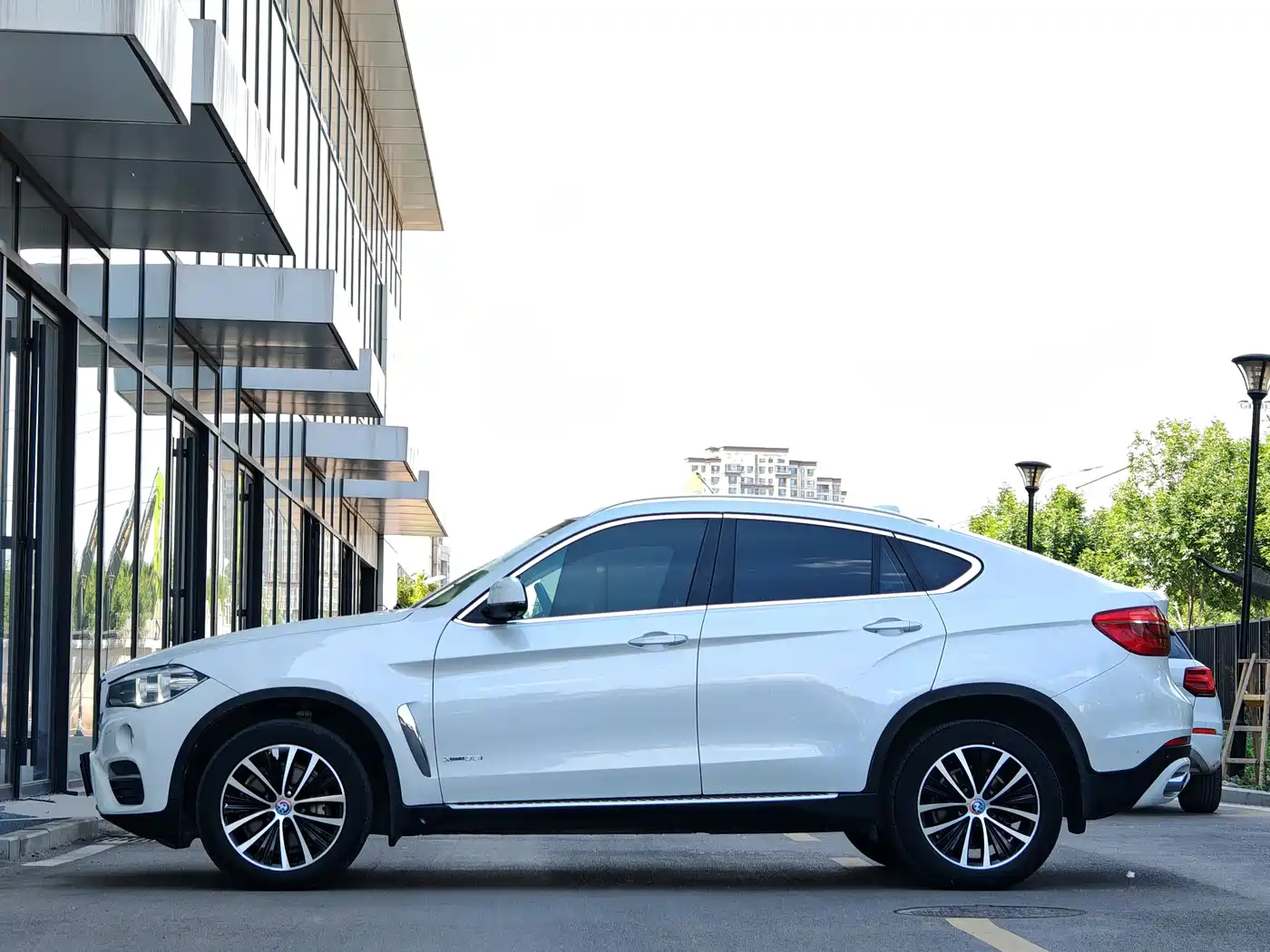 BMW X6 2015 xDrive35i Leading Type фото 2