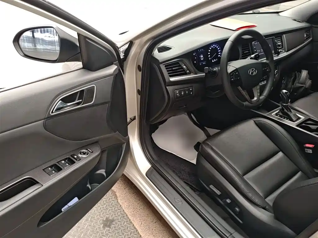 Hyundai Mistra 2017 1.8L Automatic Prestige DLX (China V) фото 16