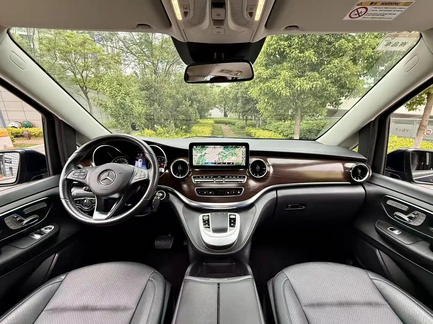 MERCEDES-BENZ V-CLASS