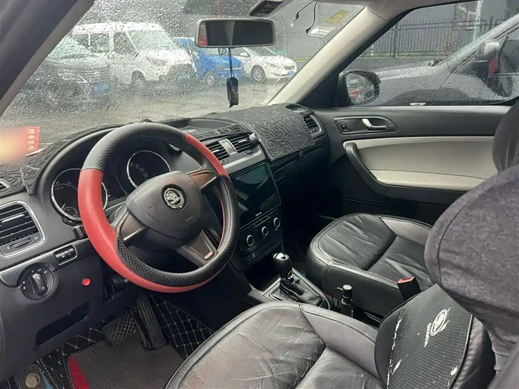 Škoda Yeti 2016 1.4TSI DSG Forward Edition фото 18