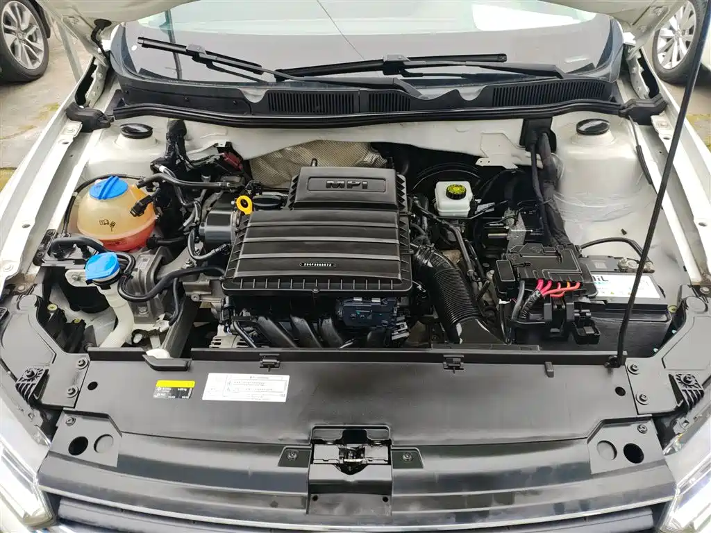Volkswagen Bora 2018 1.5L Automatic Fashion фото 20