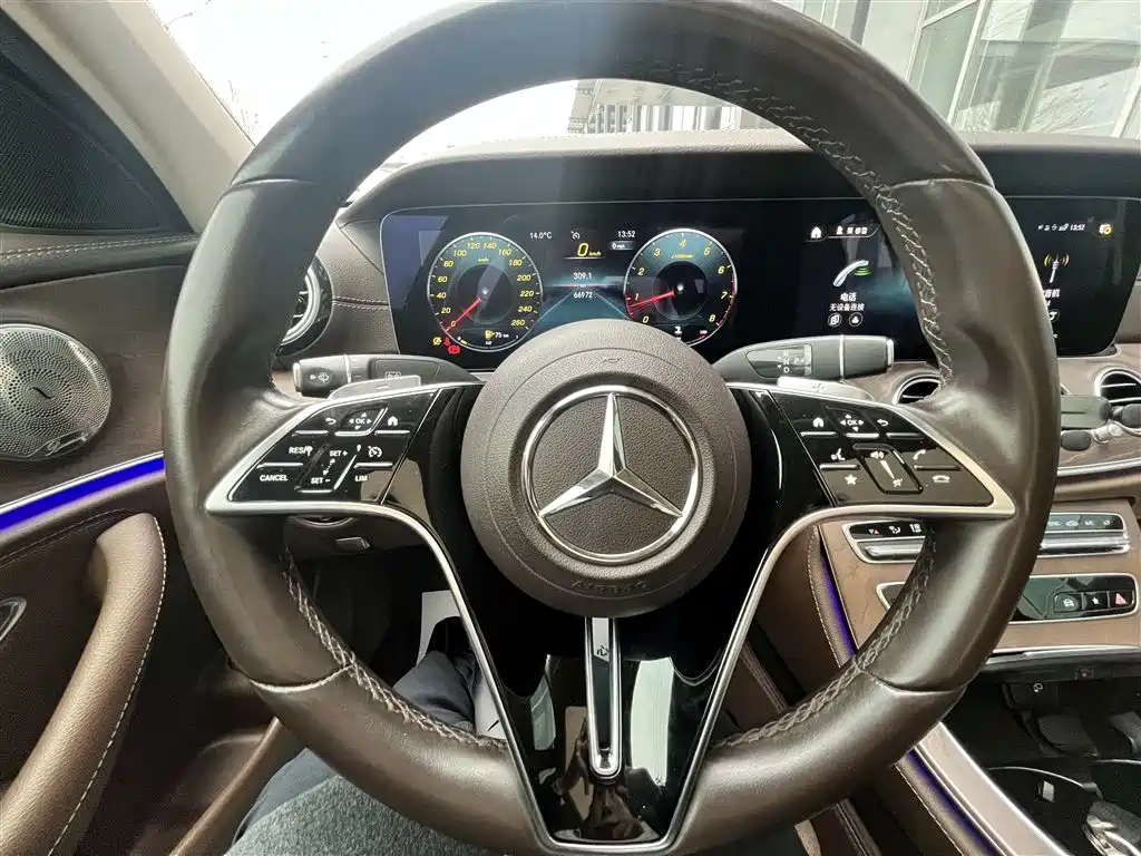 Mercedes-Benz E-Class 2021 Facelift E 260 L фото 12