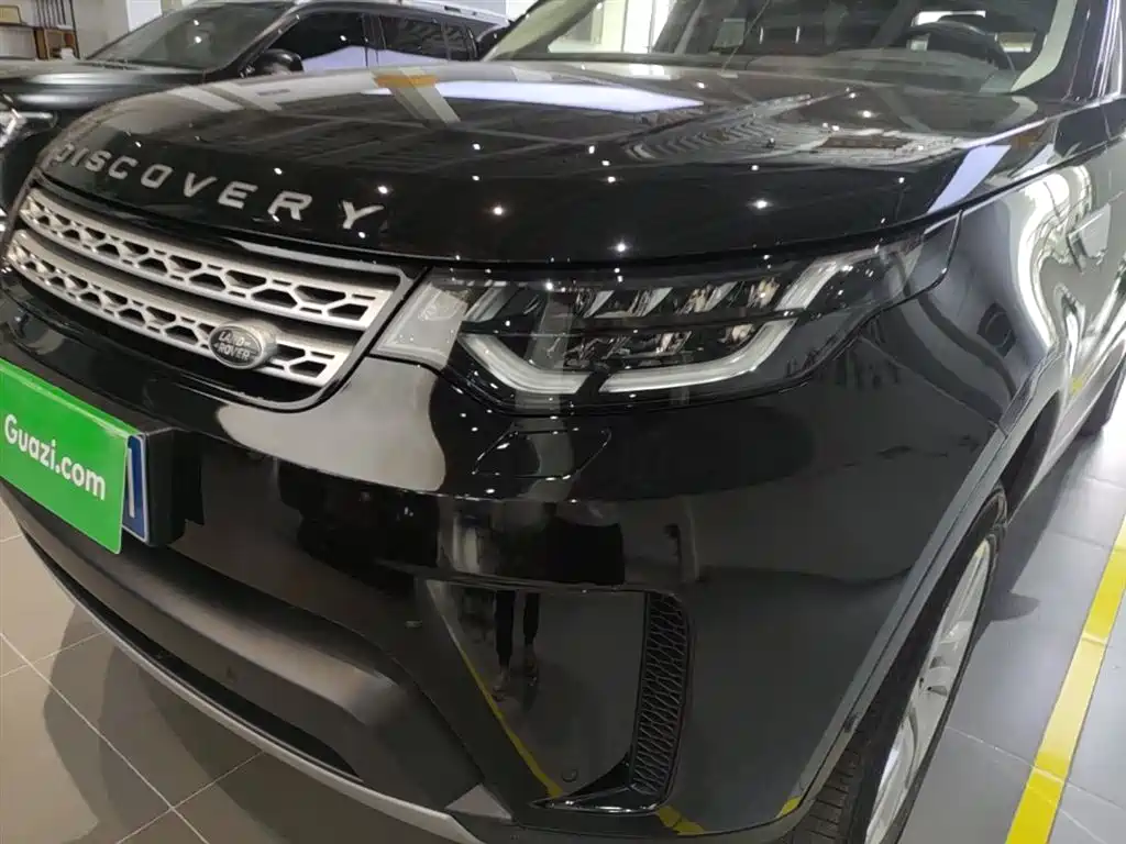 Land Rover Discovery 2018 3.0 SC V6 HSE фото 18