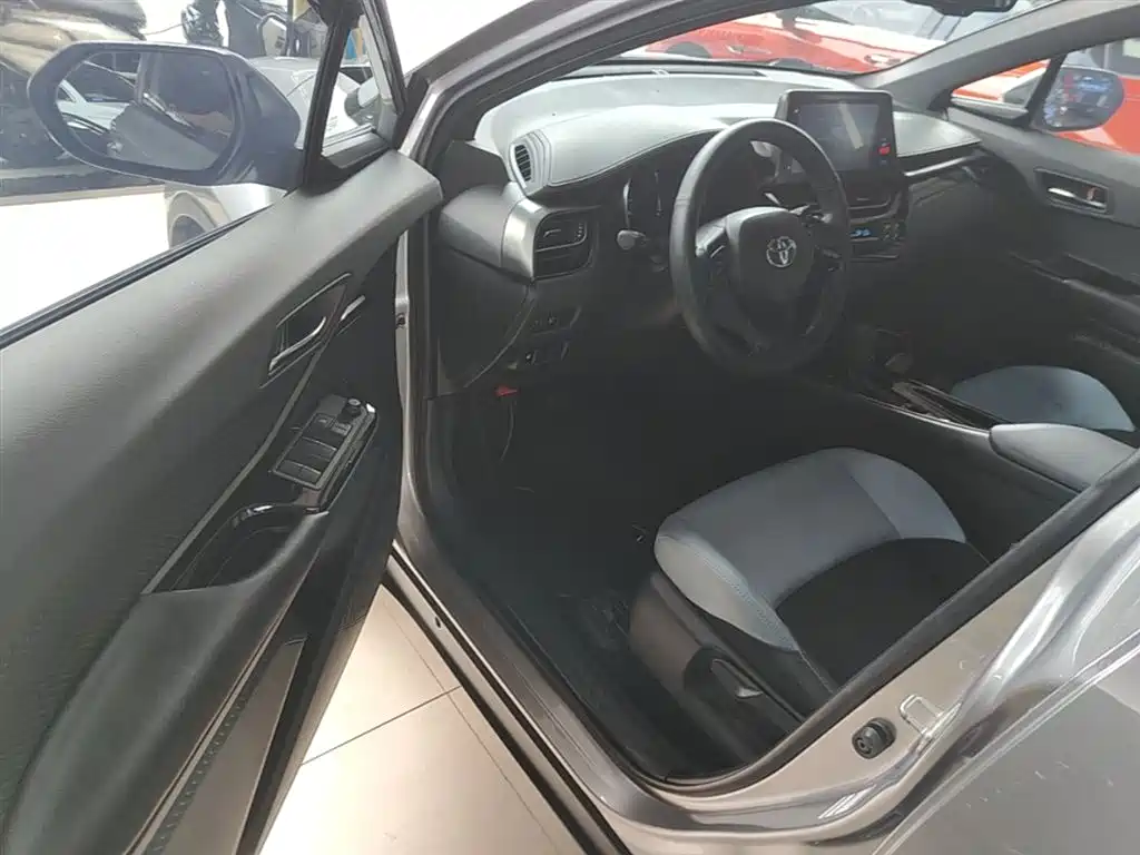 Toyota IZOA 2020 2.0L Yi Xiang CARE фото 16
