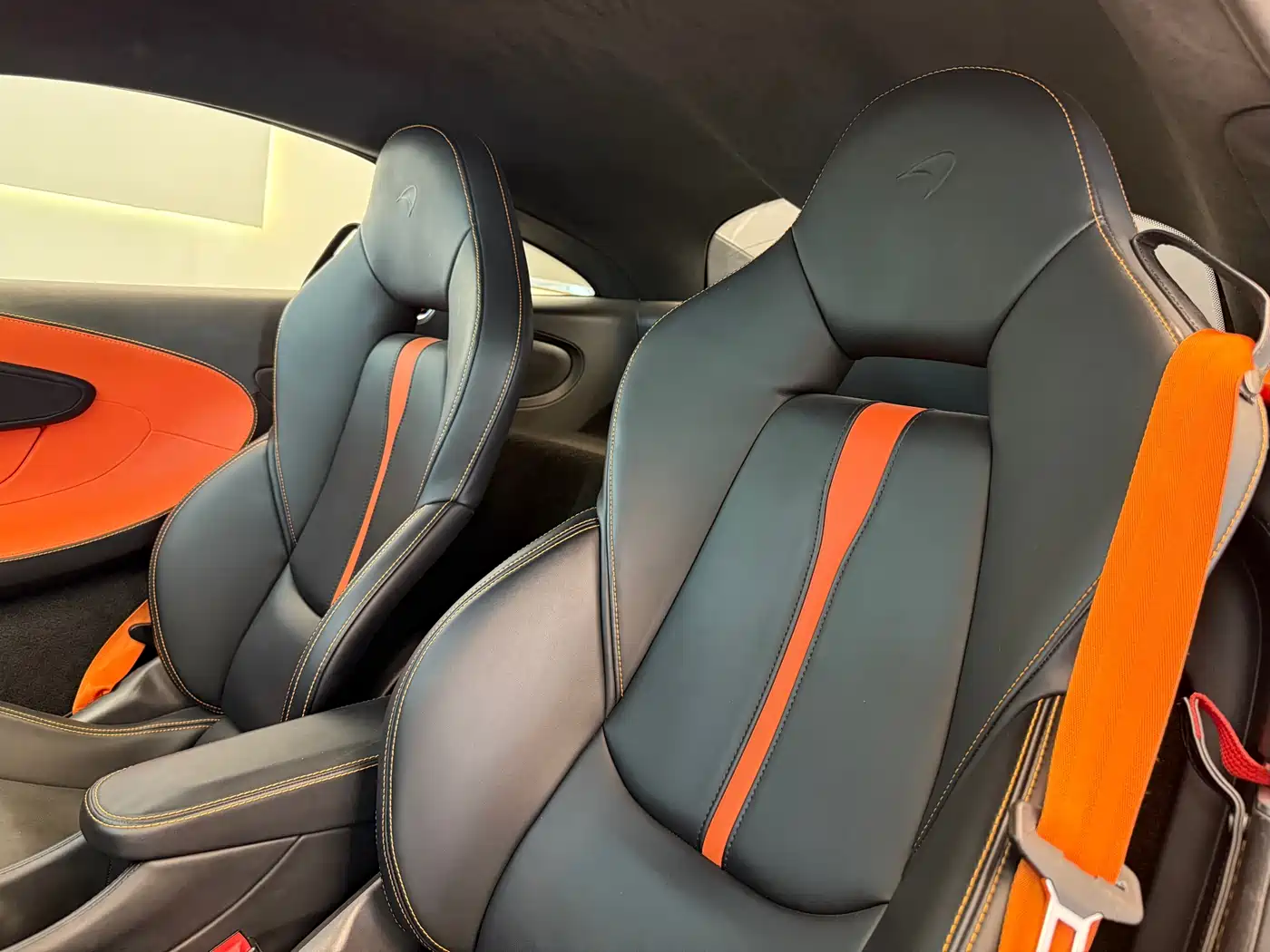 McLaren 570 2015 570S 3.8T Coupe фото 9