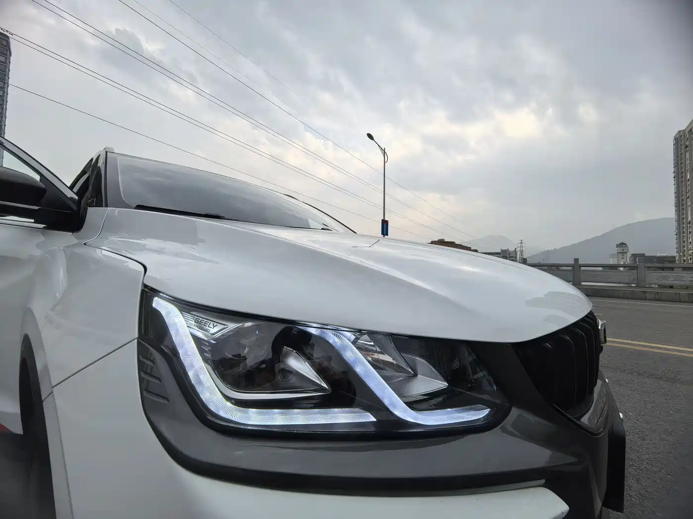 GEELY AUTOMOBILE BINYUE