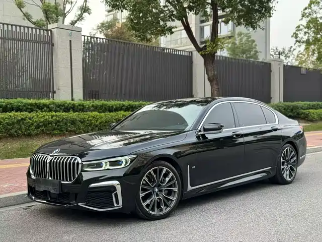 BMW 7 SERIES