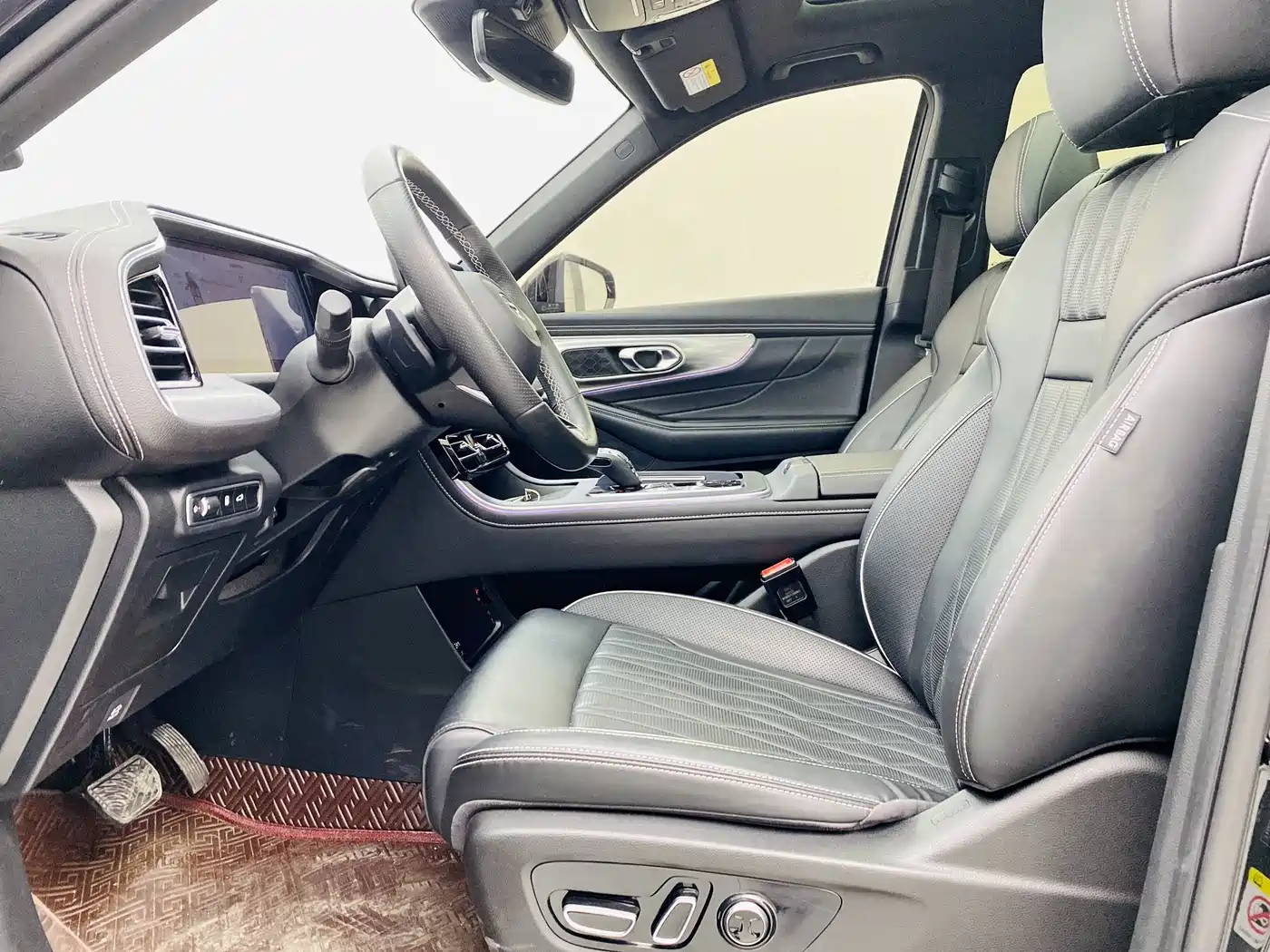 GAC Trumpchi Trumpchi GS8 2024 Navigator Series 2.0TGDI 2WD Luxury Smart Connect Edition фото 8