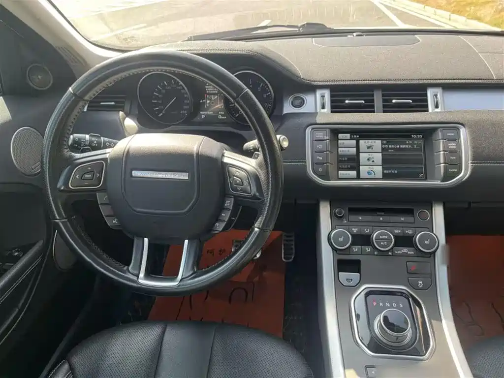 Land Rover Range Rover Evoque 2015 2.0T 5-Door Dynamic Edition фото 13