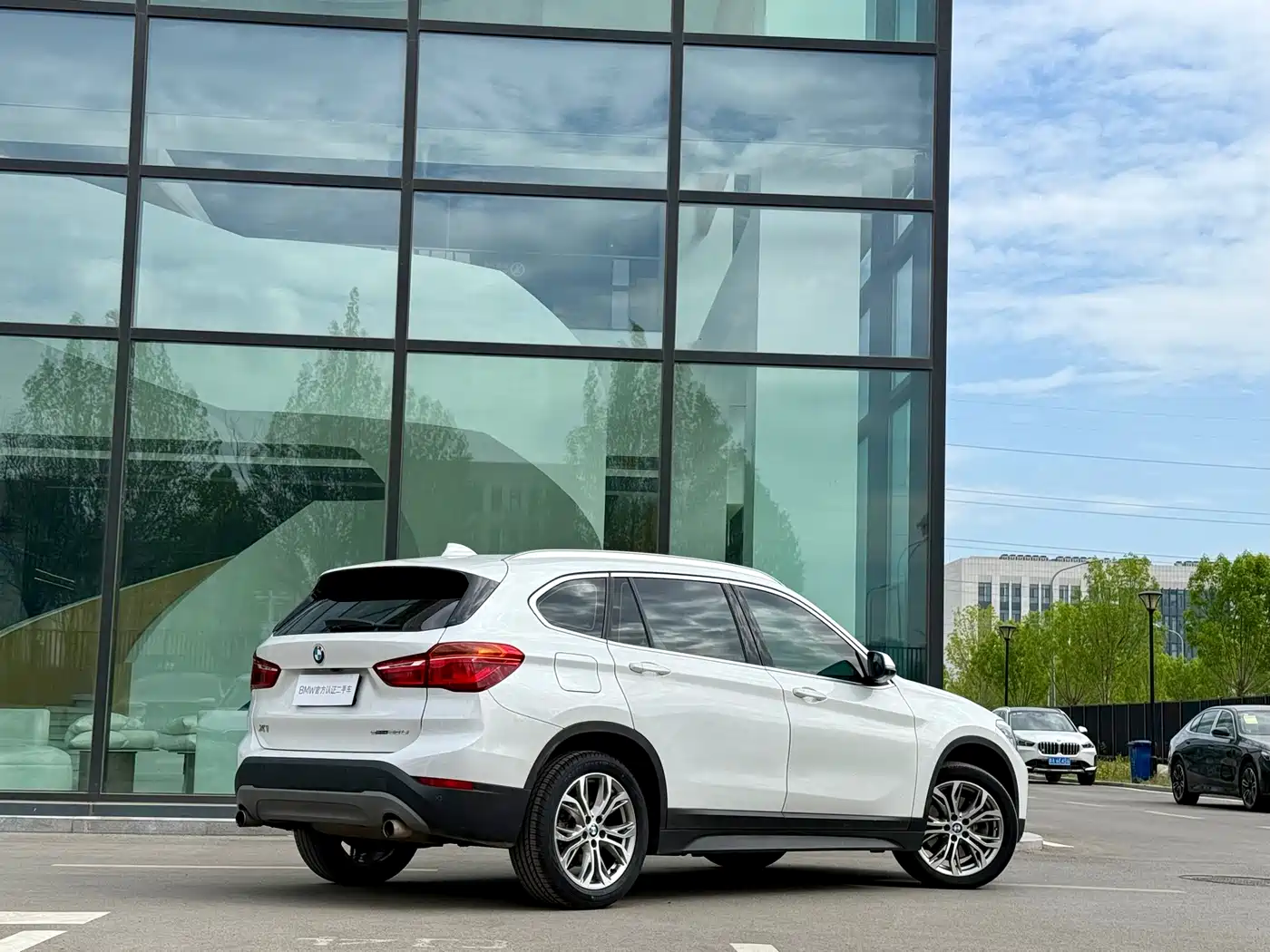BMW X1 2019 sDrive20Li Leading Model фото 6