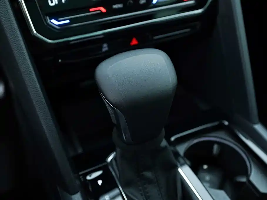 Volkswagen Teramont 2019 Model Teramont X 380TSI 4WD Prestige Luxury Edition фото 9