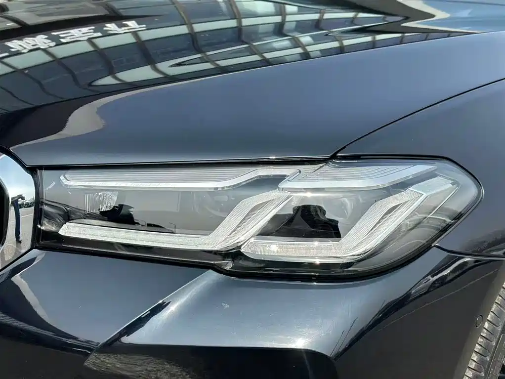 BMW 5 Series 2021 530Li Leading M Sport Package фото 5