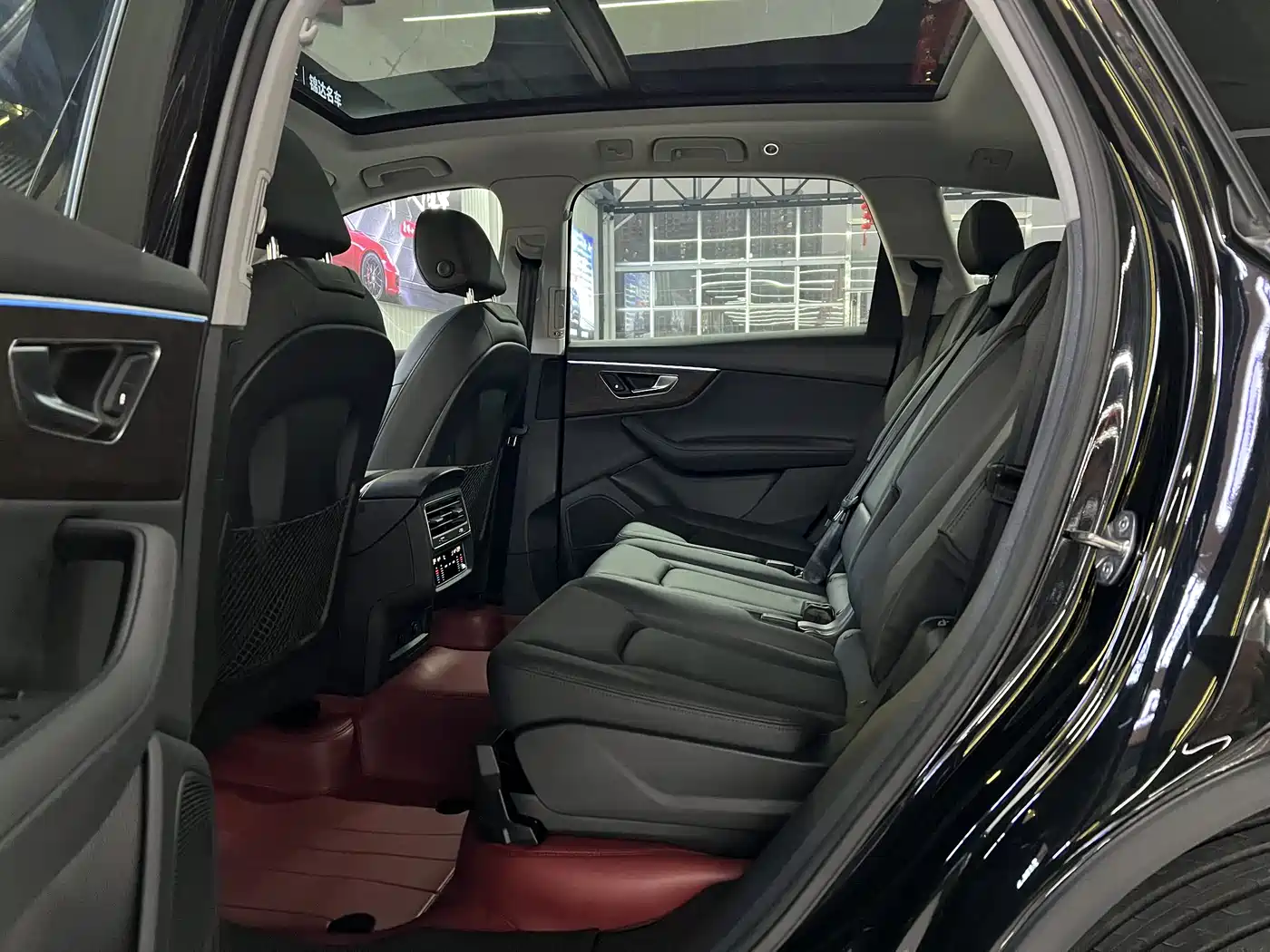 Audi Q7 2023 55 TFSI quattro S line Sport фото 6