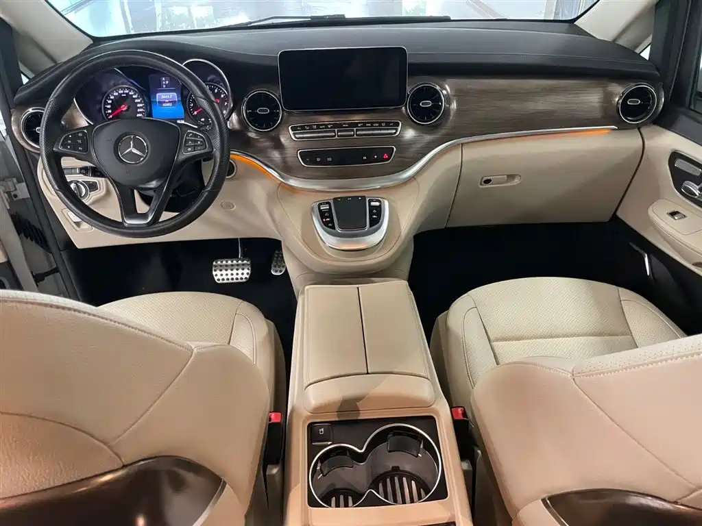 MERCEDES-BENZ V-CLASS