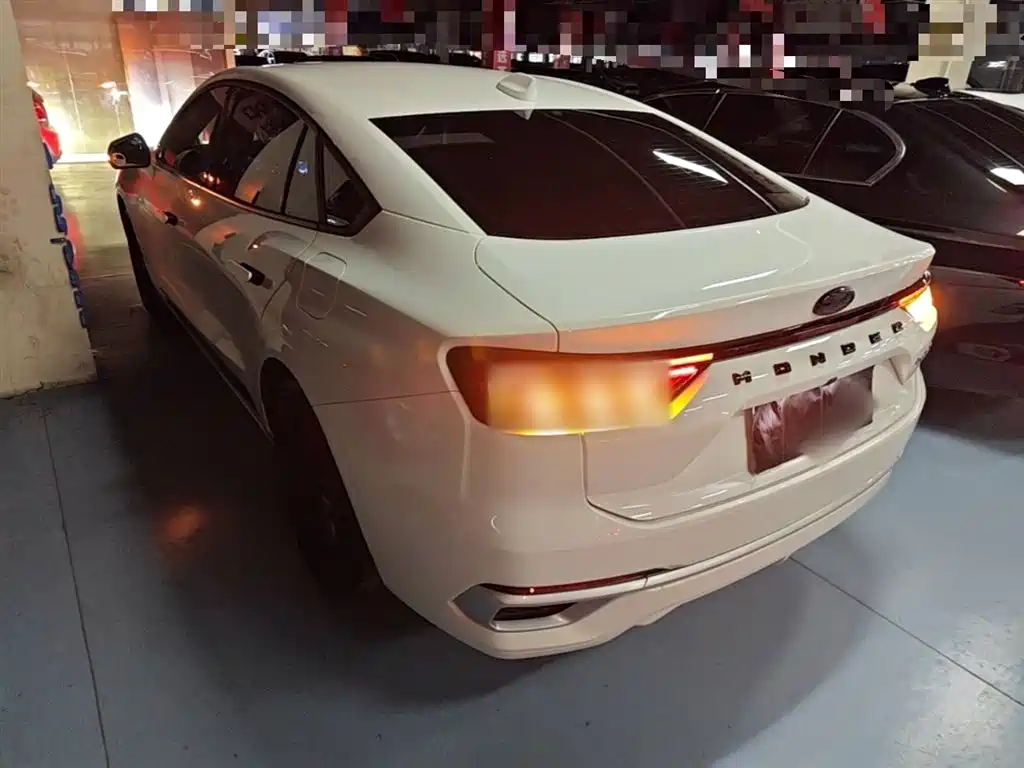 Фото 5 - Ford Mondeo