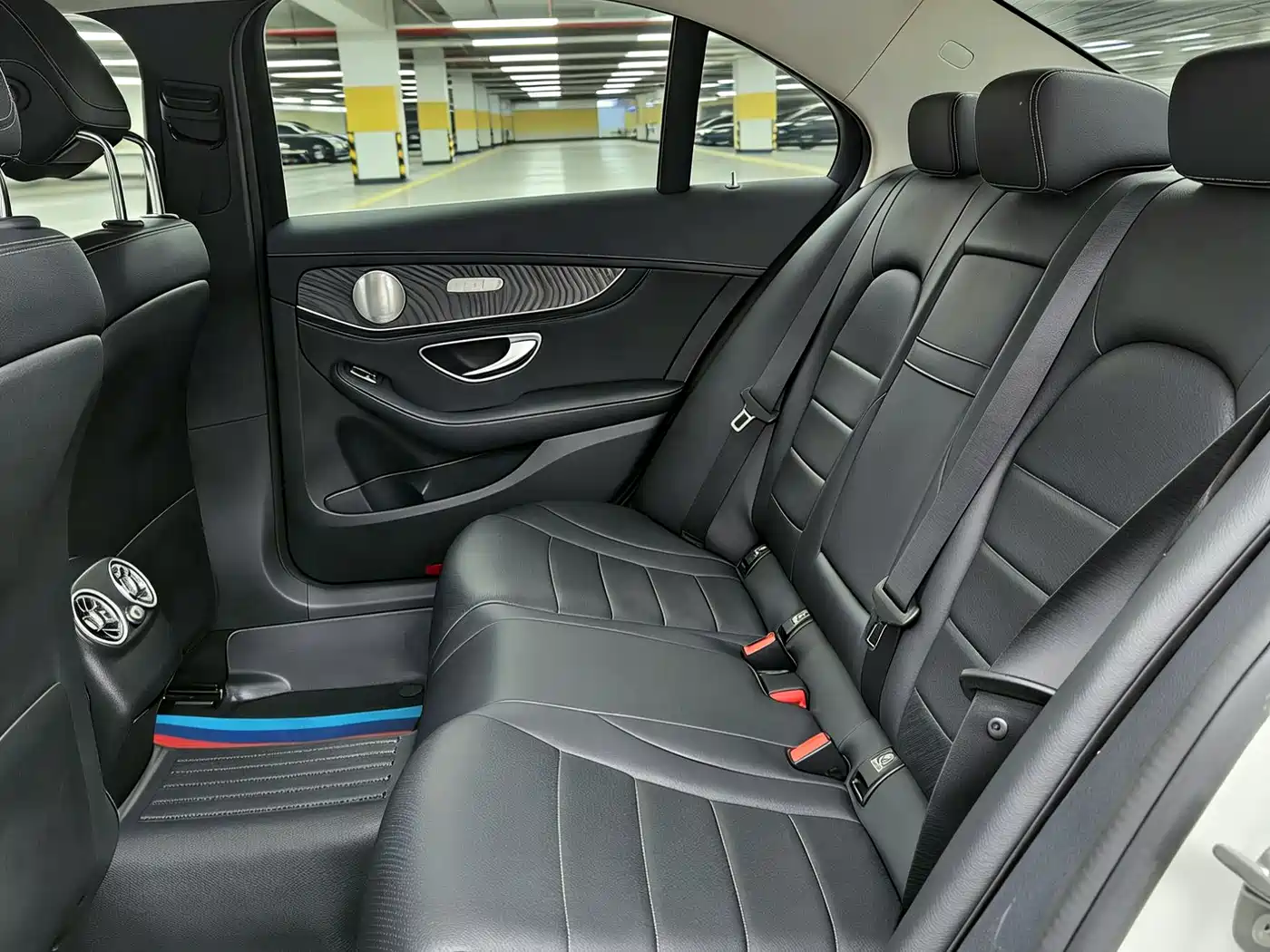 Mercedes-Benz C-Class 2017 C 180 L Sport фото 6