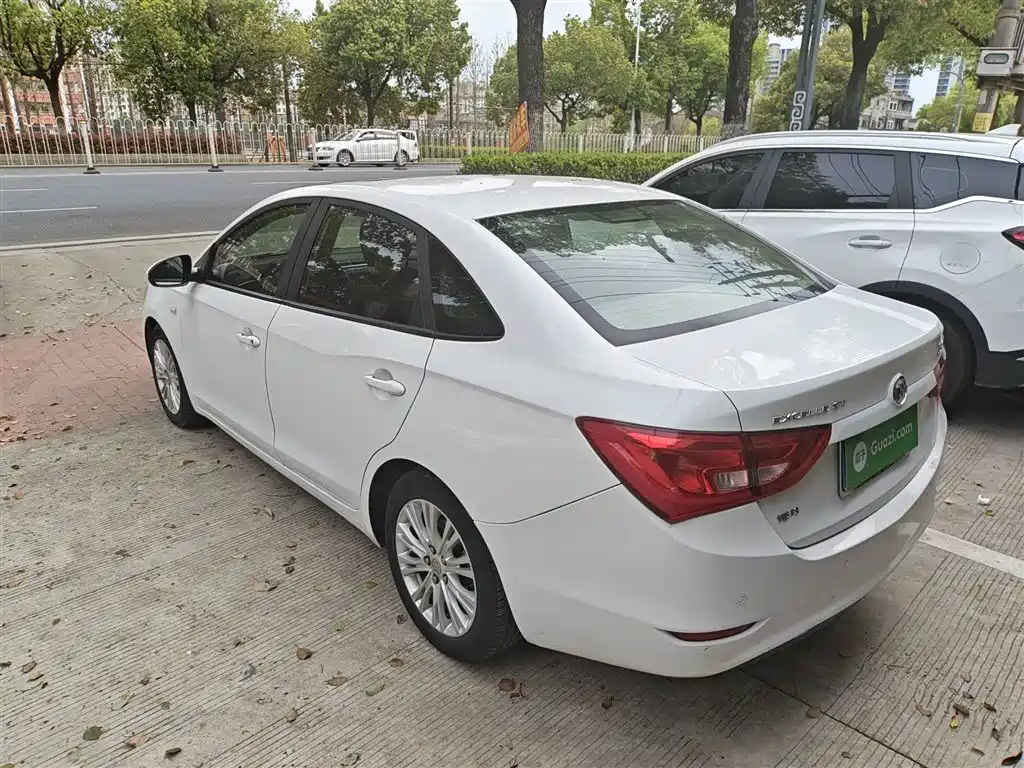 Buick Excelle 2015 15N Automatic Elite фото 5