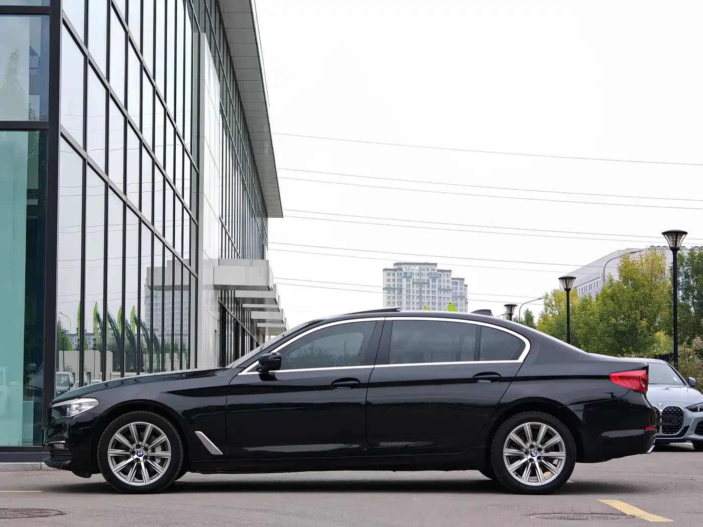 BMW 5 Series 2018 528Li Launch Special Edition фото 4