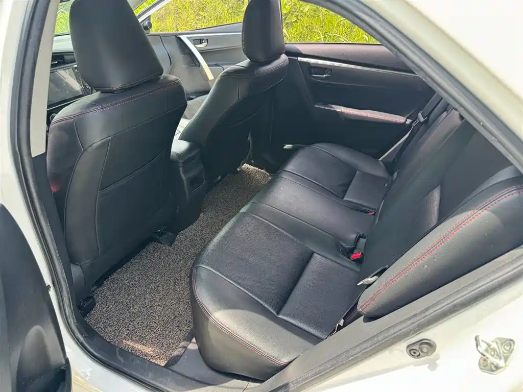 Toyota Corolla 2017 Facelift 1.2T S-CVT GL-i фото 6