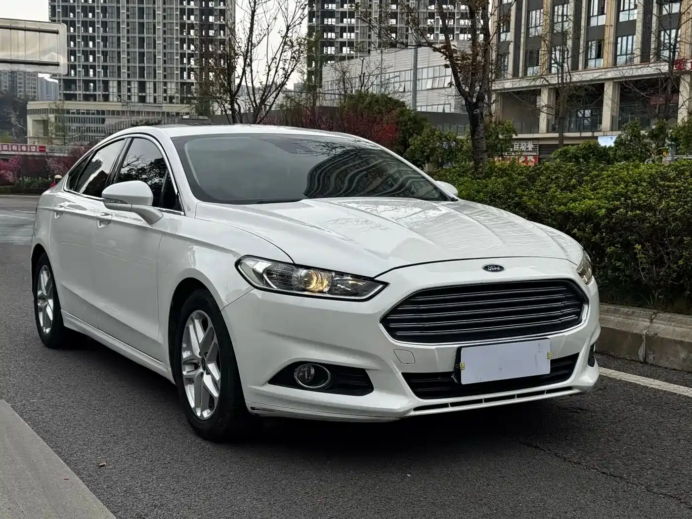 FORD MONDEO