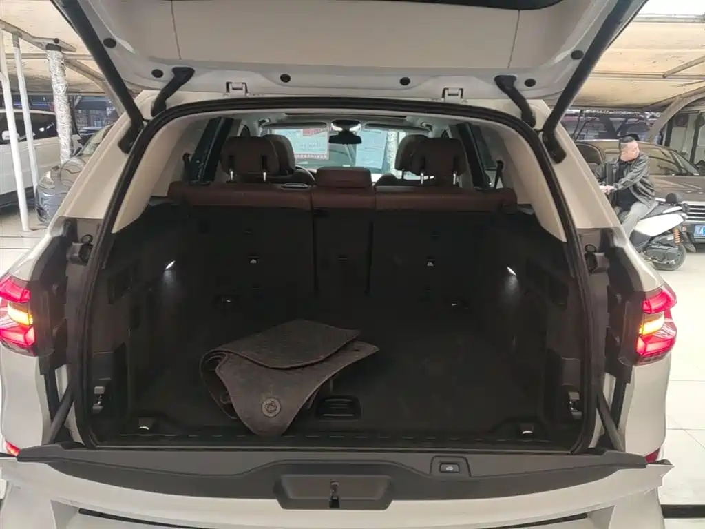 BMW X5 (Import) 2019 xDrive40i M Sport Package фото 19