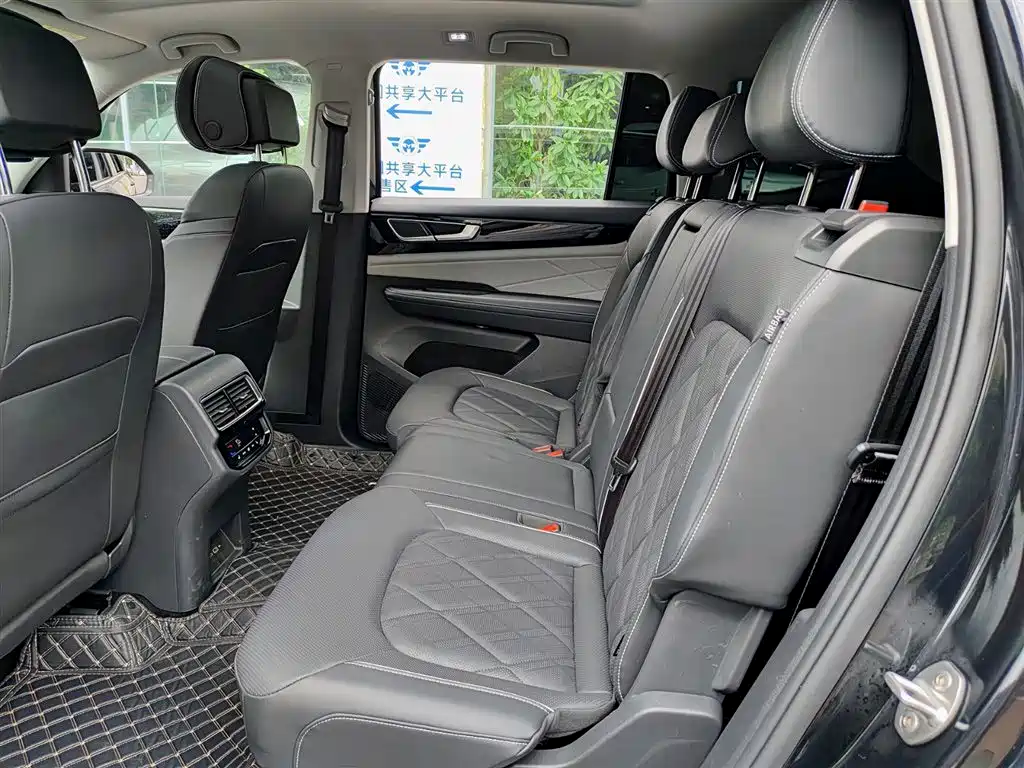 Volkswagen Teramont 2024 380TSI 4WD Prestige Luxury Edition фото 8