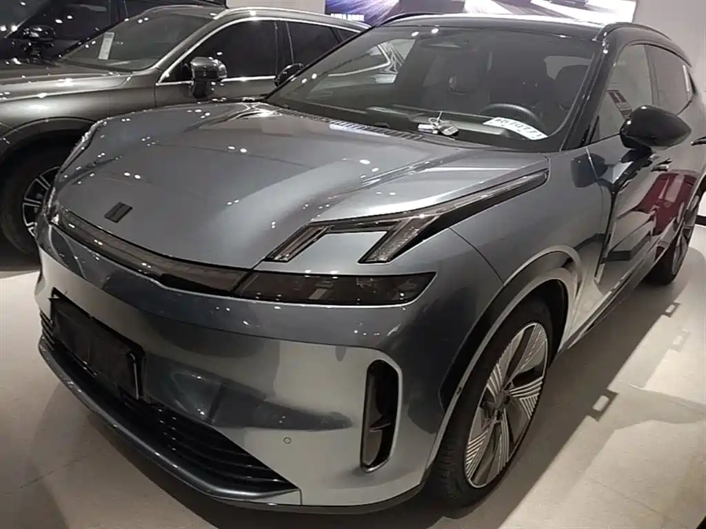 Lynk & Co 08 EM-P 2025 220km AWD Performance Halo