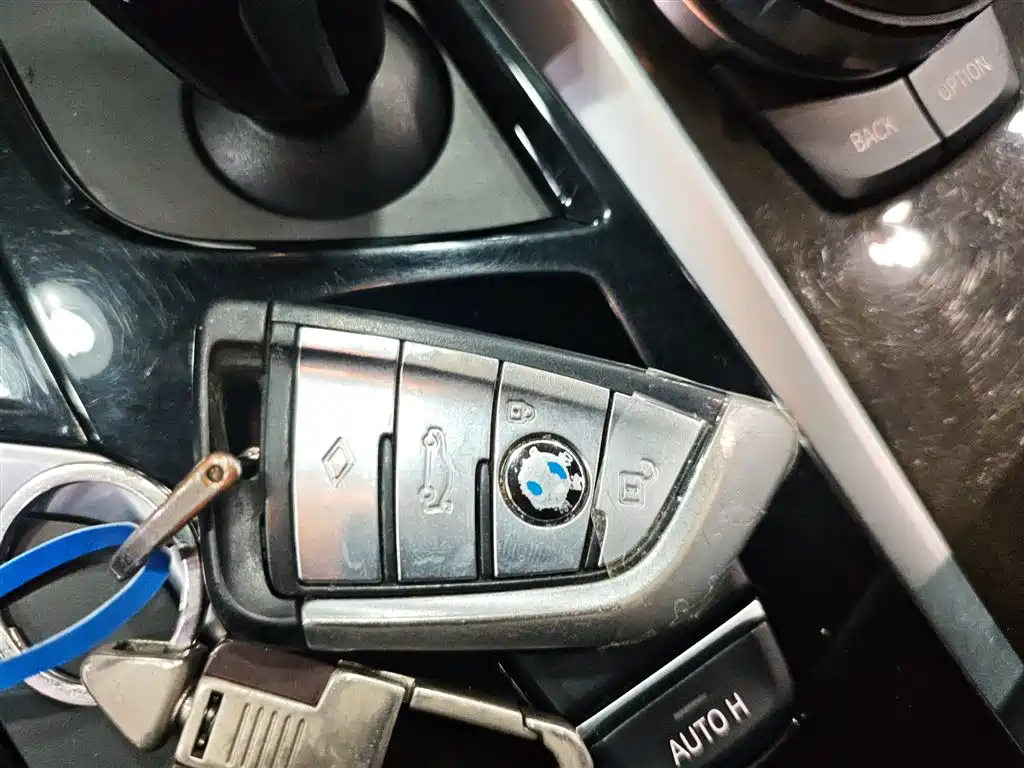 BMW 5 Series 2018 525Li M Sport Package фото 15