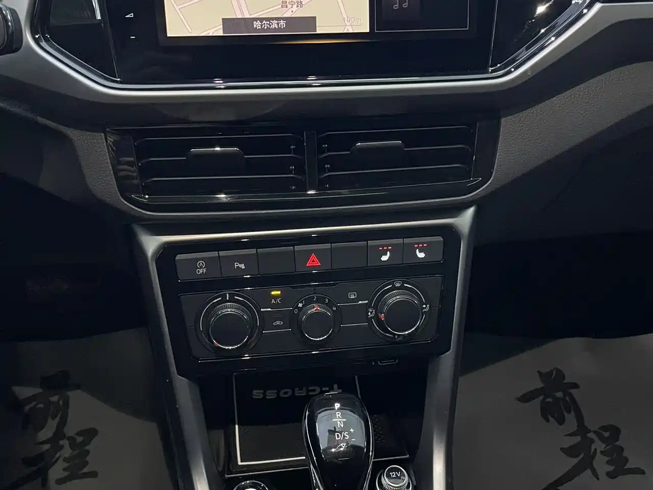 Volkswagen T-Cross 2022 280TSI DSG Comfort Edition фото 16