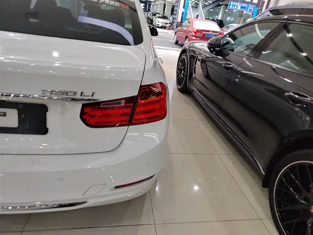 BMW 3 Series 2015 328Li Fashion фото 24
