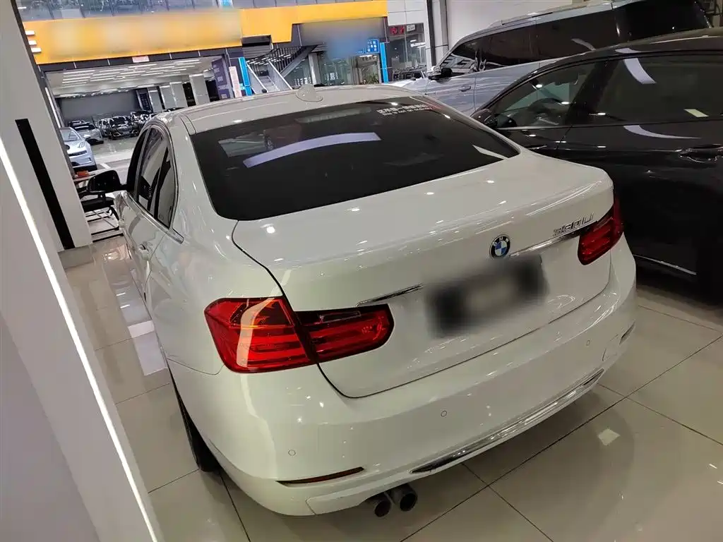 BMW 3 Series 2015 328Li Fashion фото 23