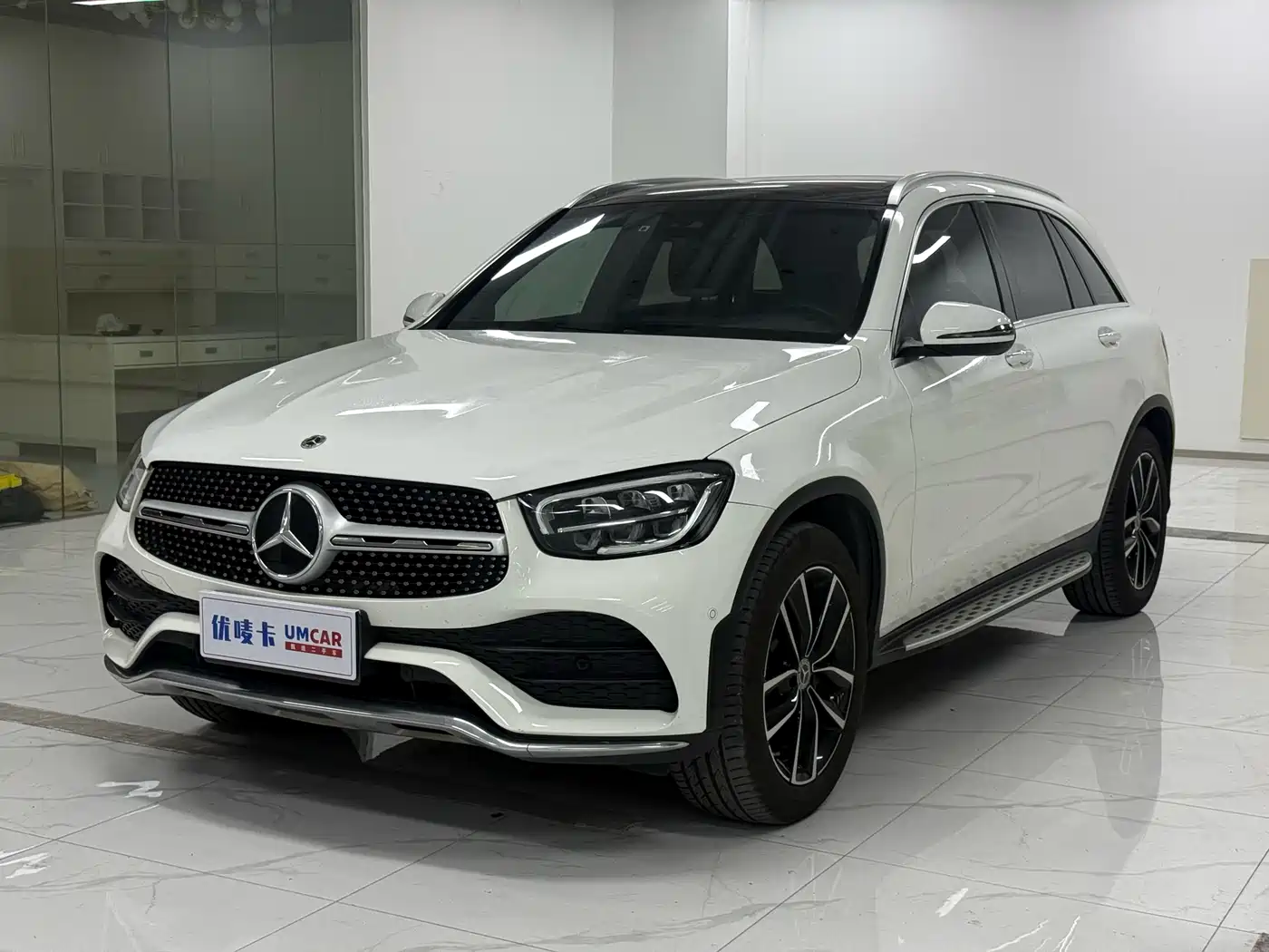 MERCEDES-BENZ GLC